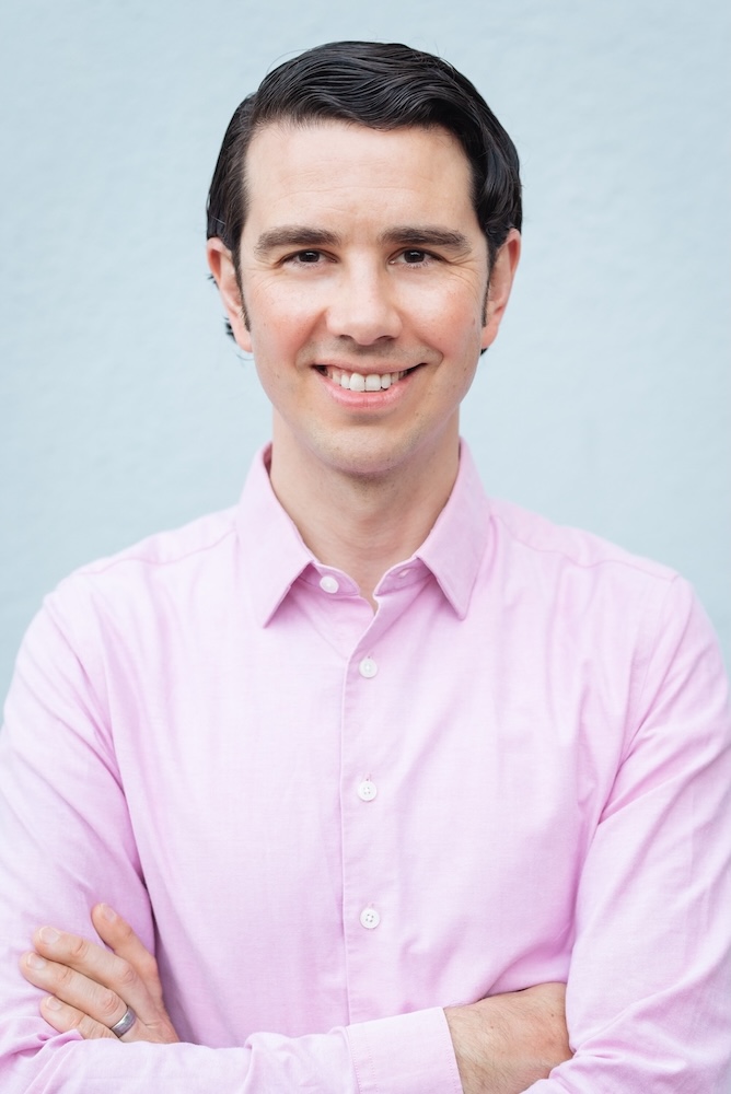 Portrait of Dave Mosher, communications leader and writer